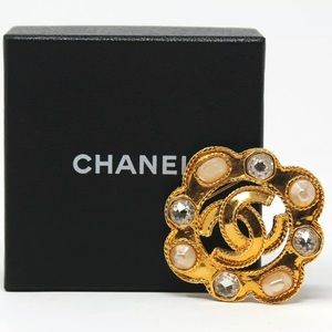 Chanel Gripoix Brooch with Logo & Pearls AW95